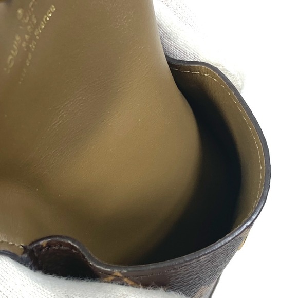 Louis Vuitton Monogram Utility Crossbody Bag Brown - Picture 7 of 9